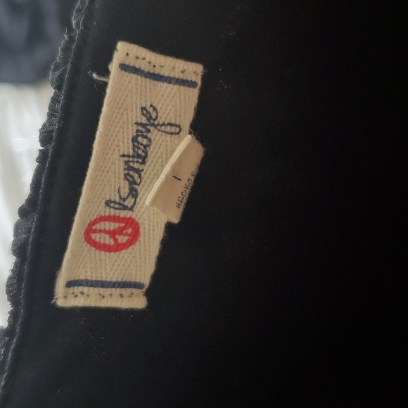 Dress - Picture 3 of 3